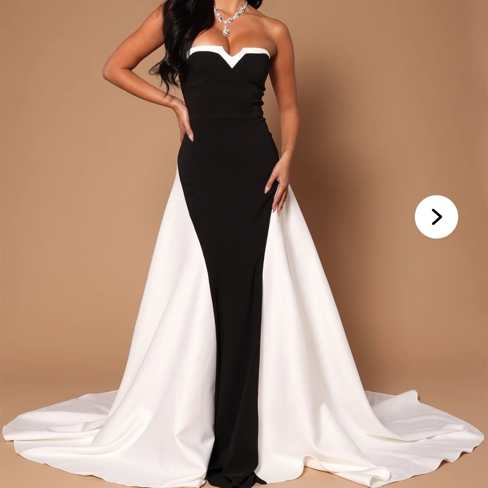 Fashion Nova Black and White Strapless Dress